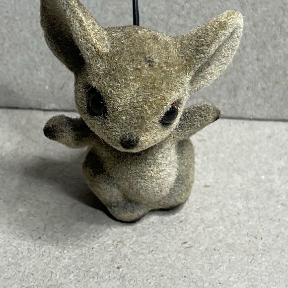 Vintage Life Like Flocked Mouse Miniature With Plastic Tail & Eyes - Picture 6 of 9